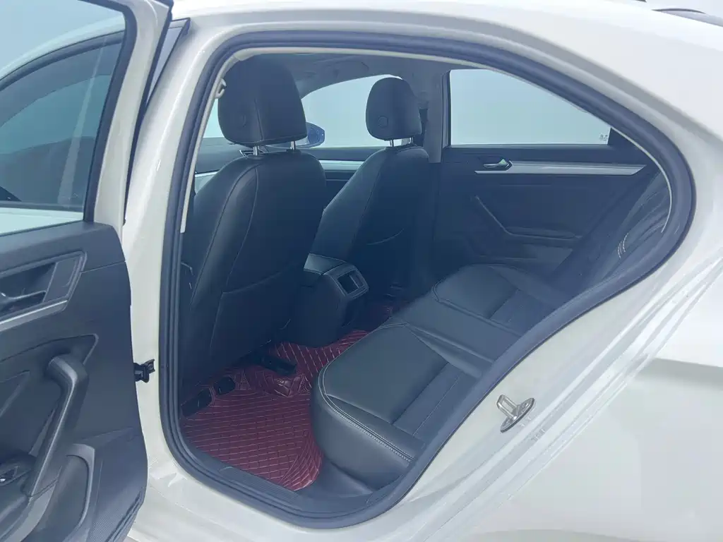 Volkswagen Lamando — миниатюра 13