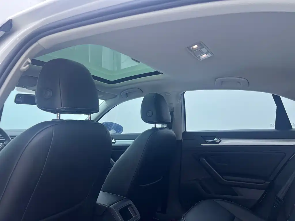Volkswagen Lamando — миниатюра 14