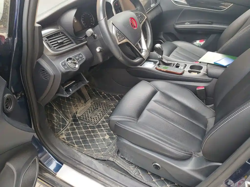 BYD MAX — миниатюра 11