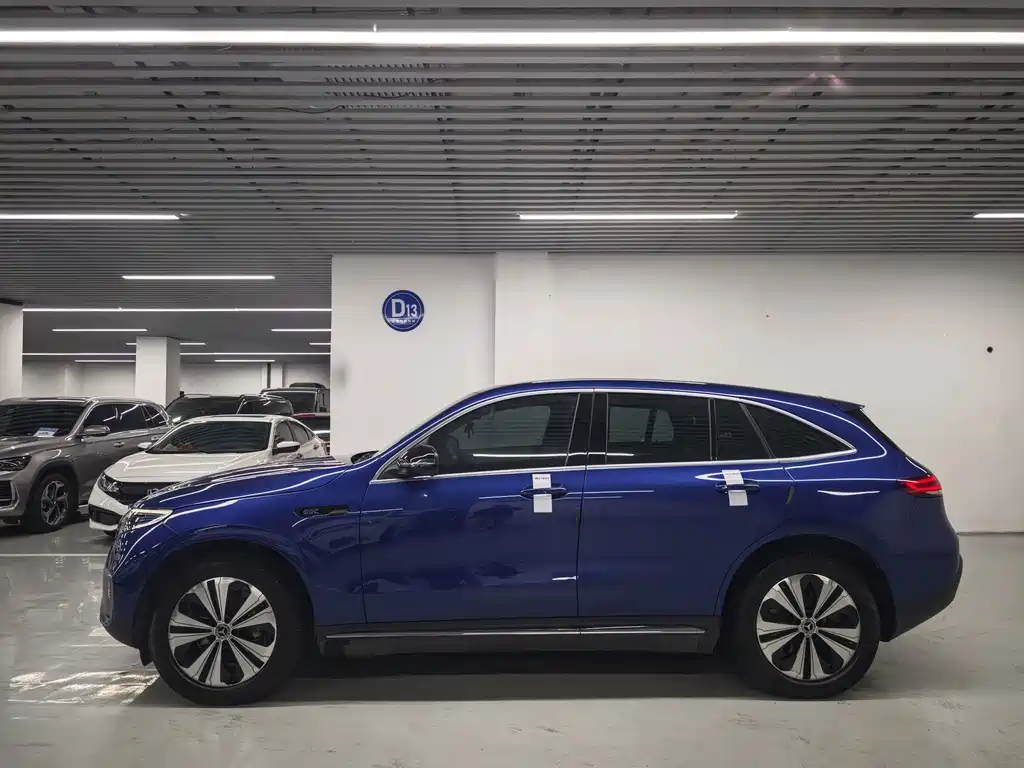 Mercedes-Benz EQC — миниатюра 3
