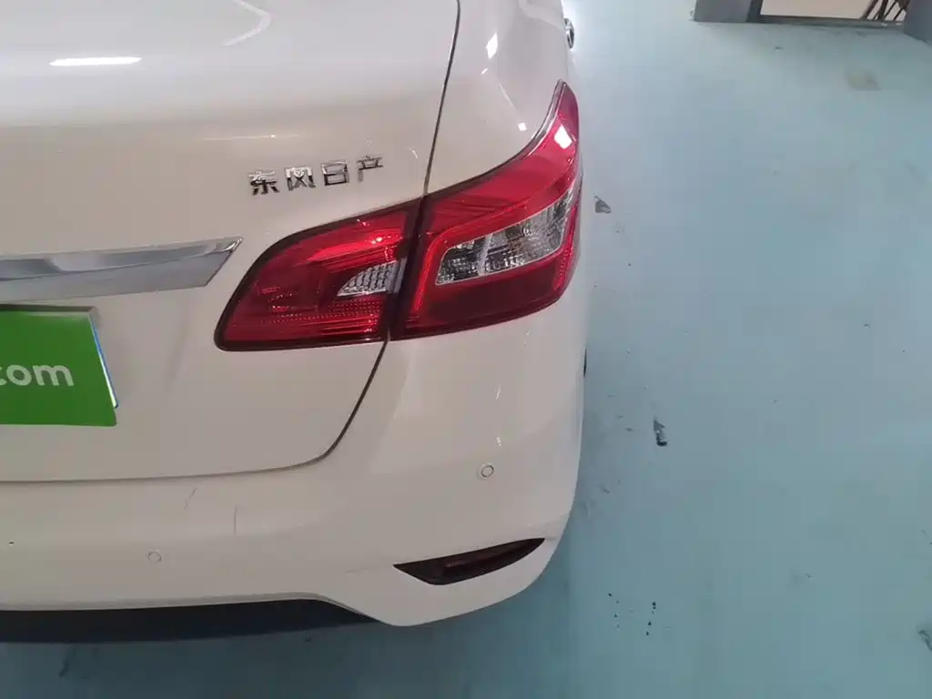 Nissan Sylphy — миниатюра 8