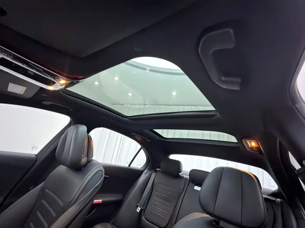 Mercedes-Benz C-Class New Energy — миниатюра 15