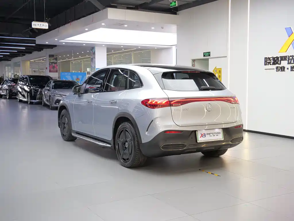Mercedes-Benz EQE SUV 2023 500 4MATIC