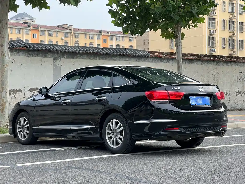 Honda Spirior — миниатюра 7