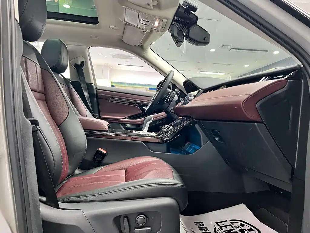 Land Rover Evoque — миниатюра 18