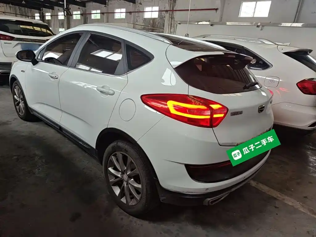 Geely Emgrand GS — миниатюра 5