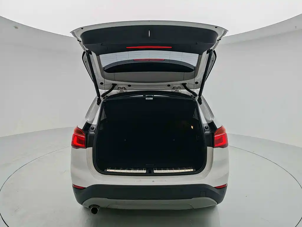 BMW X1 — миниатюра 17