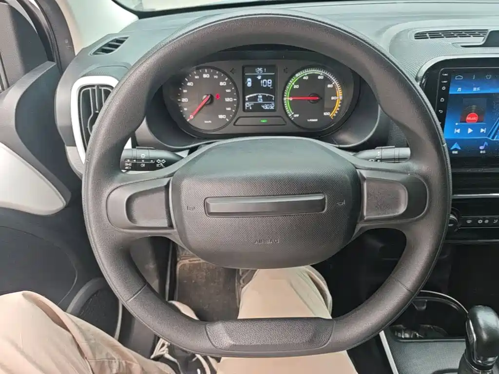Roewe Clever — миниатюра 11
