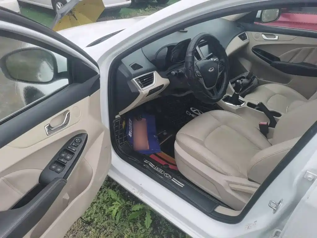 Chery Arrizo 7 — миниатюра 16