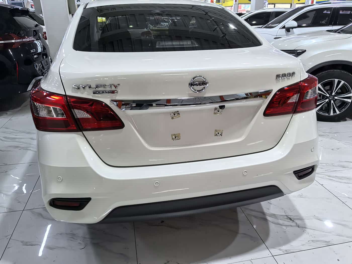 Nissan Sylphy 1.6 л 2024 г. Белый, пробег 5000 км