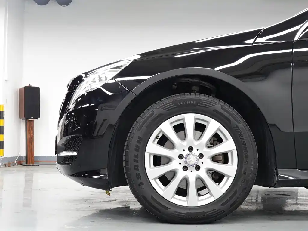 Mercedes-Benz R 2014 R 320 4MATIC