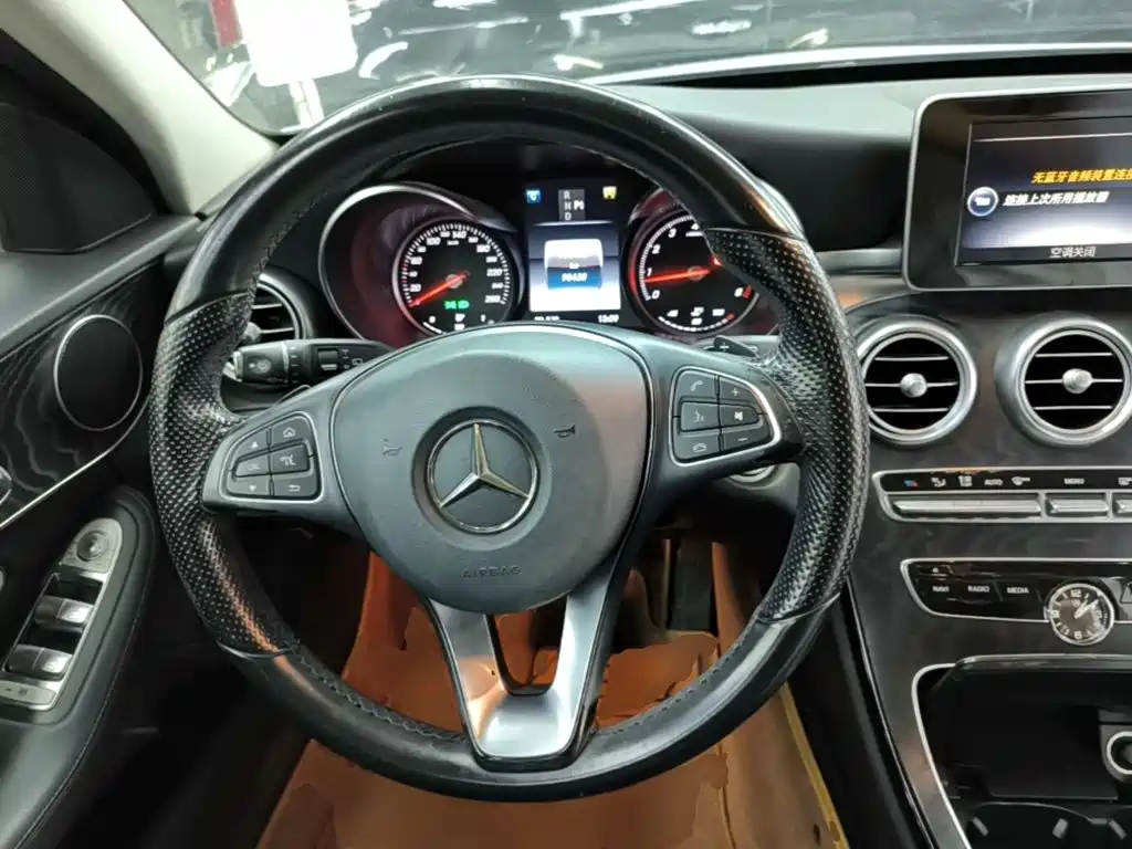 Mercedes-Benz C-Class (Import) — миниатюра 11