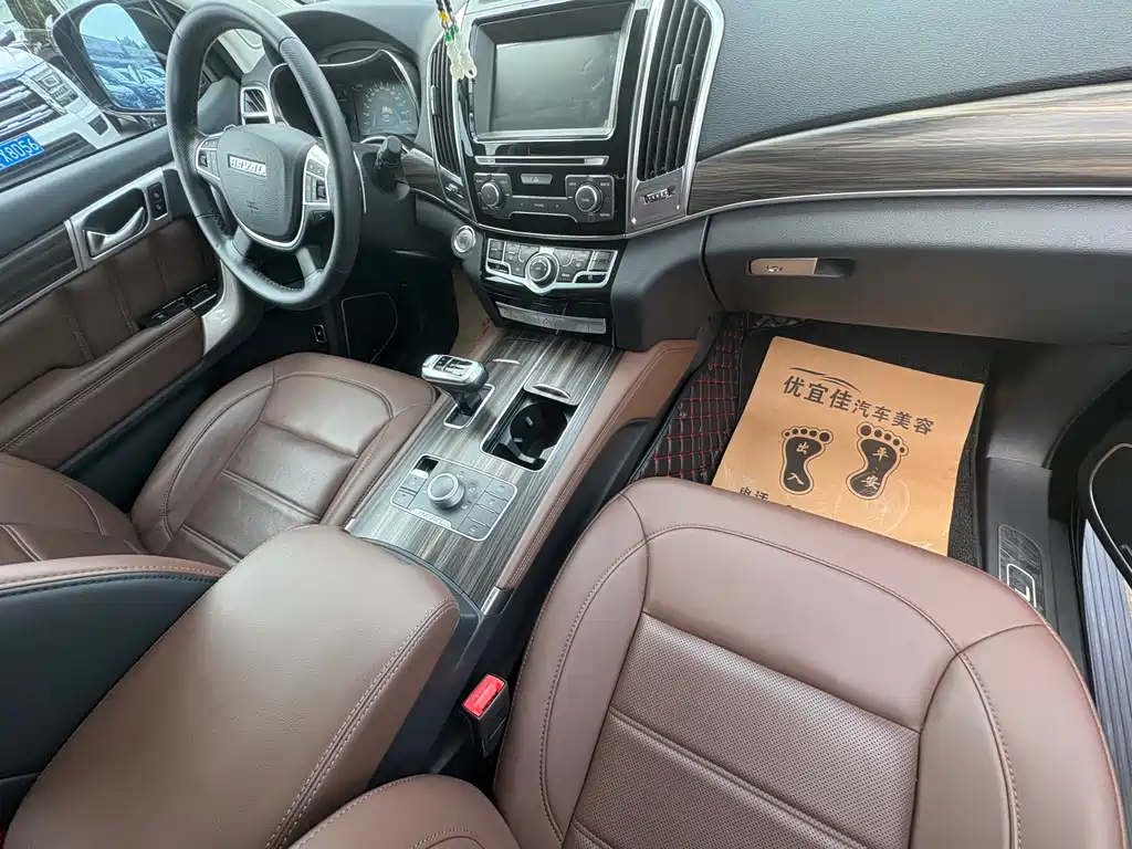 Haval H9 2017 2.0T Luxury 7 мест