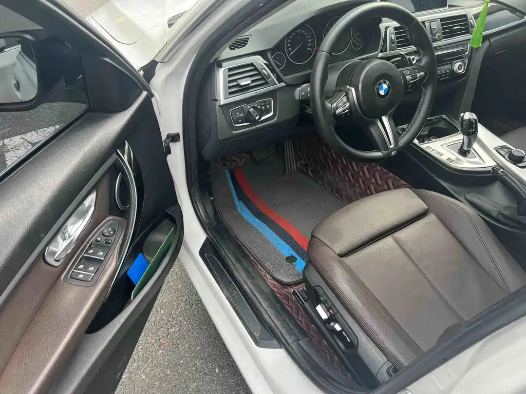 BMW 3 Series — миниатюра 4