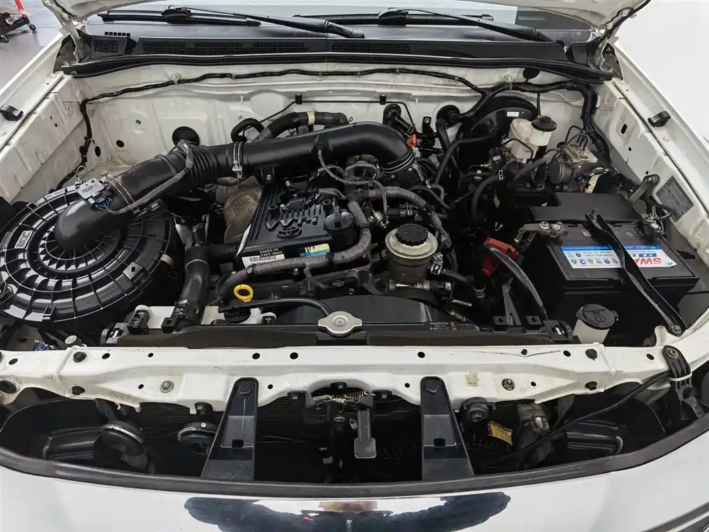 Toyota Fortuner 2014 2.7L AT