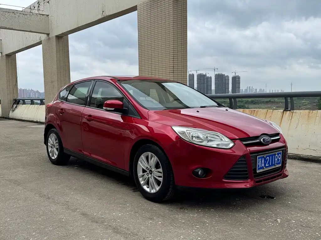 Ford Focus 2012 1.6L AT Comfort