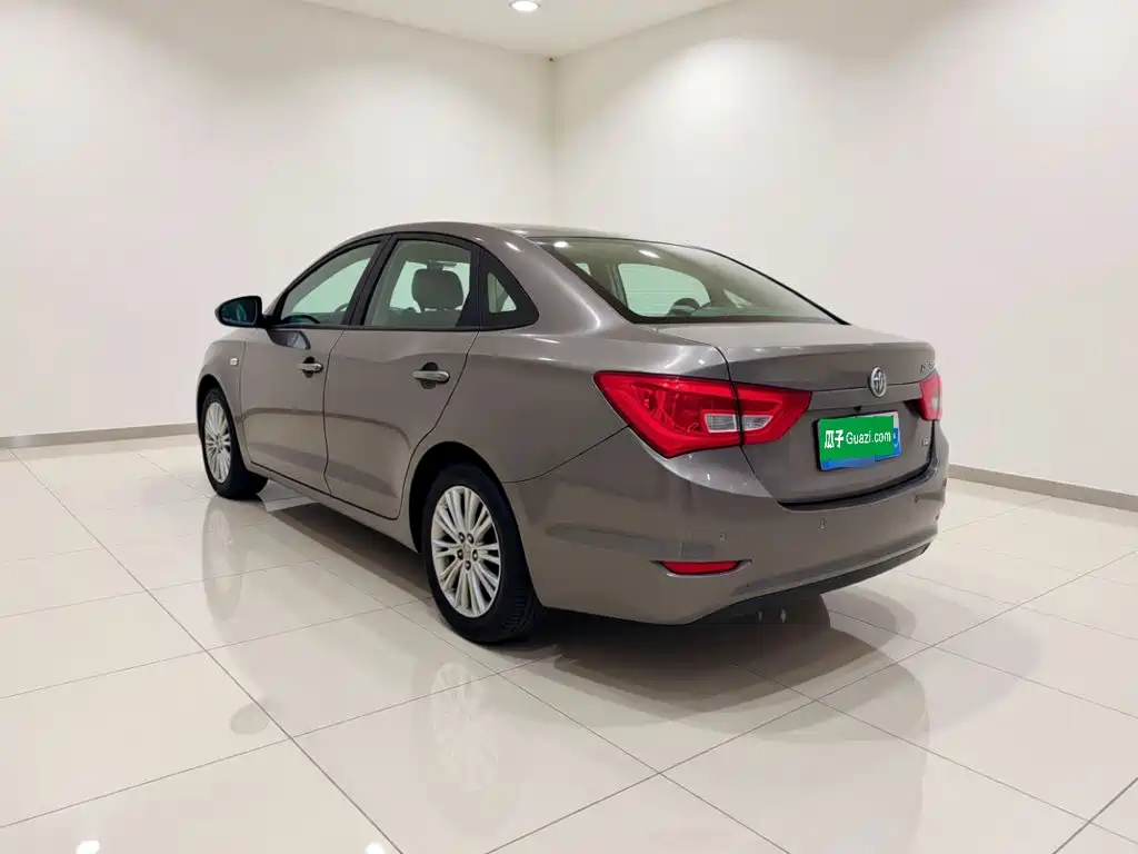 Buick Excelle — миниатюра 4