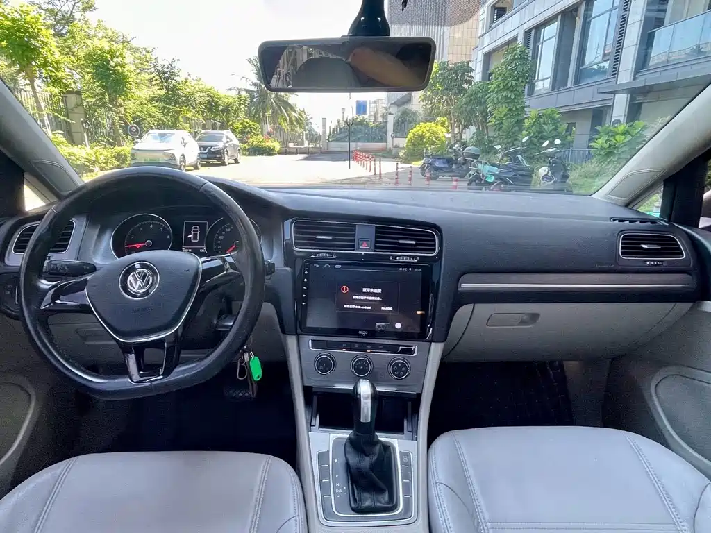 Volkswagen Golf — миниатюра 5