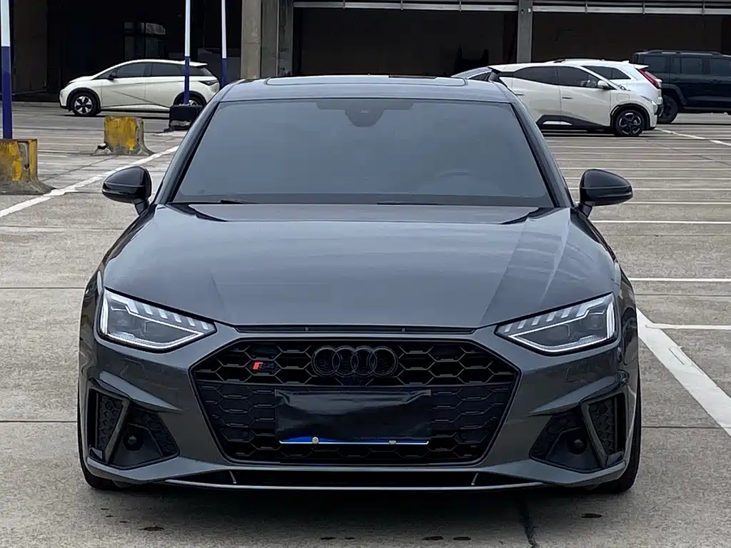 Audi A4L 2022 45 TFSI quattro
