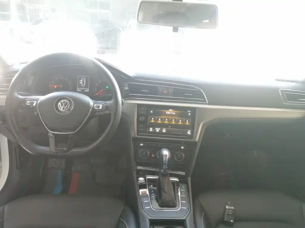 Volkswagen Lamando — миниатюра 10