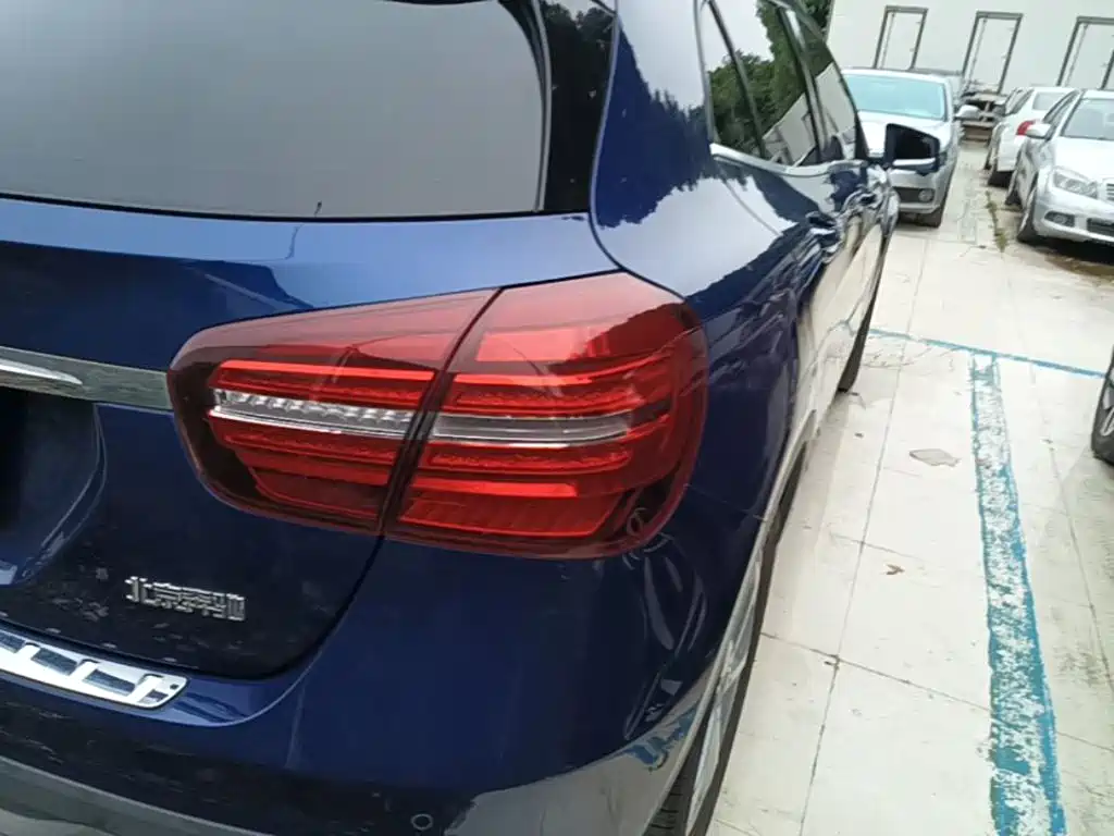 Mercedes-Benz GLA — миниатюра 8