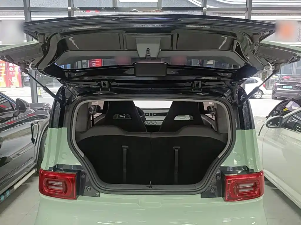Wuling MINIEV — миниатюра 19