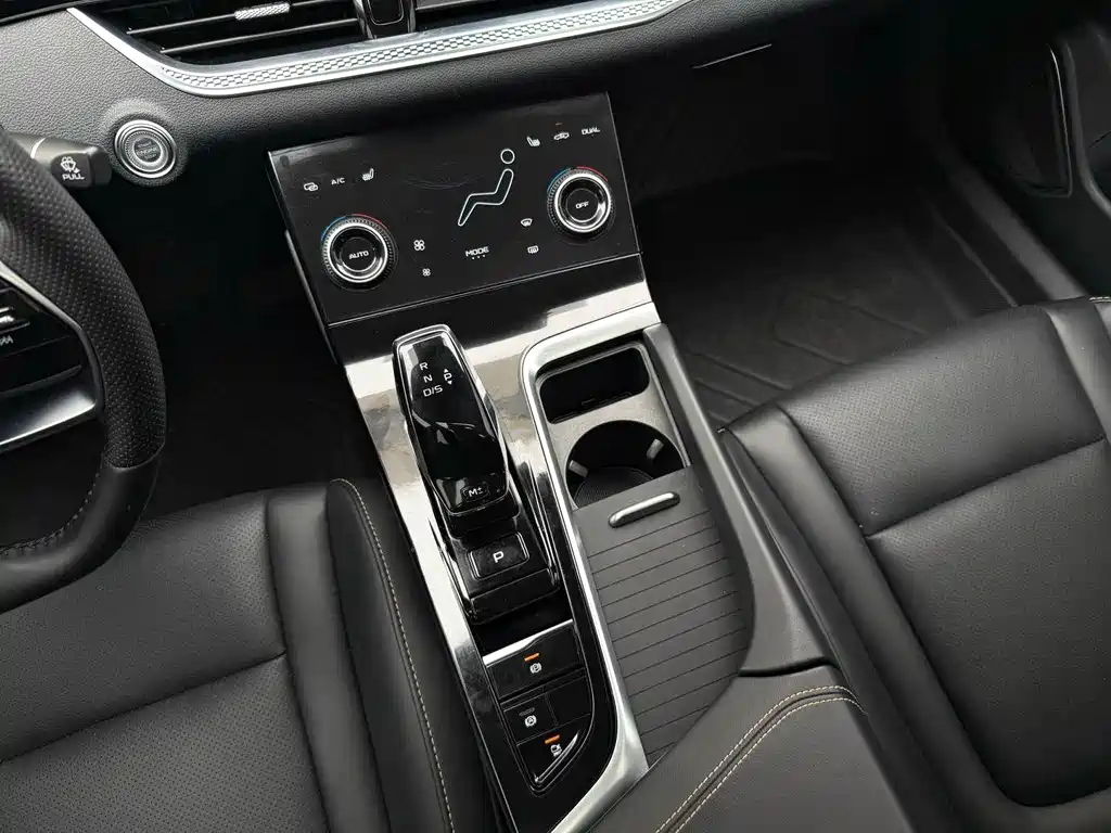 Bestune B70 — миниатюра 10