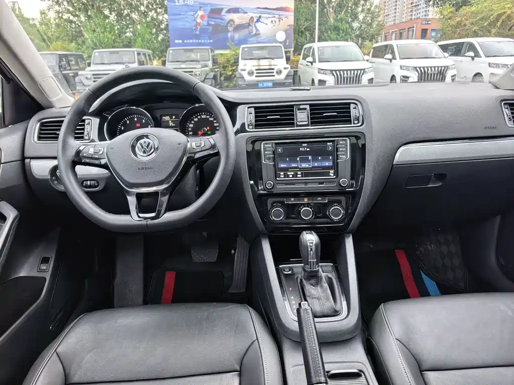 Volkswagen Sagitar — миниатюра 5