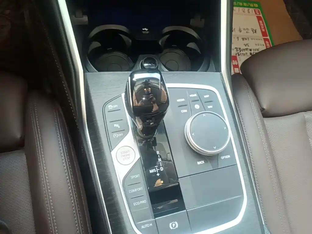 BMW 3 Series 3 2022 325i M Sport
