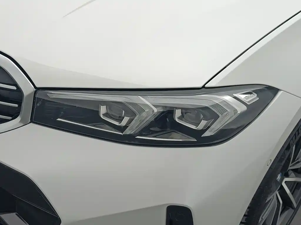 BMW 3 Series — миниатюра 14