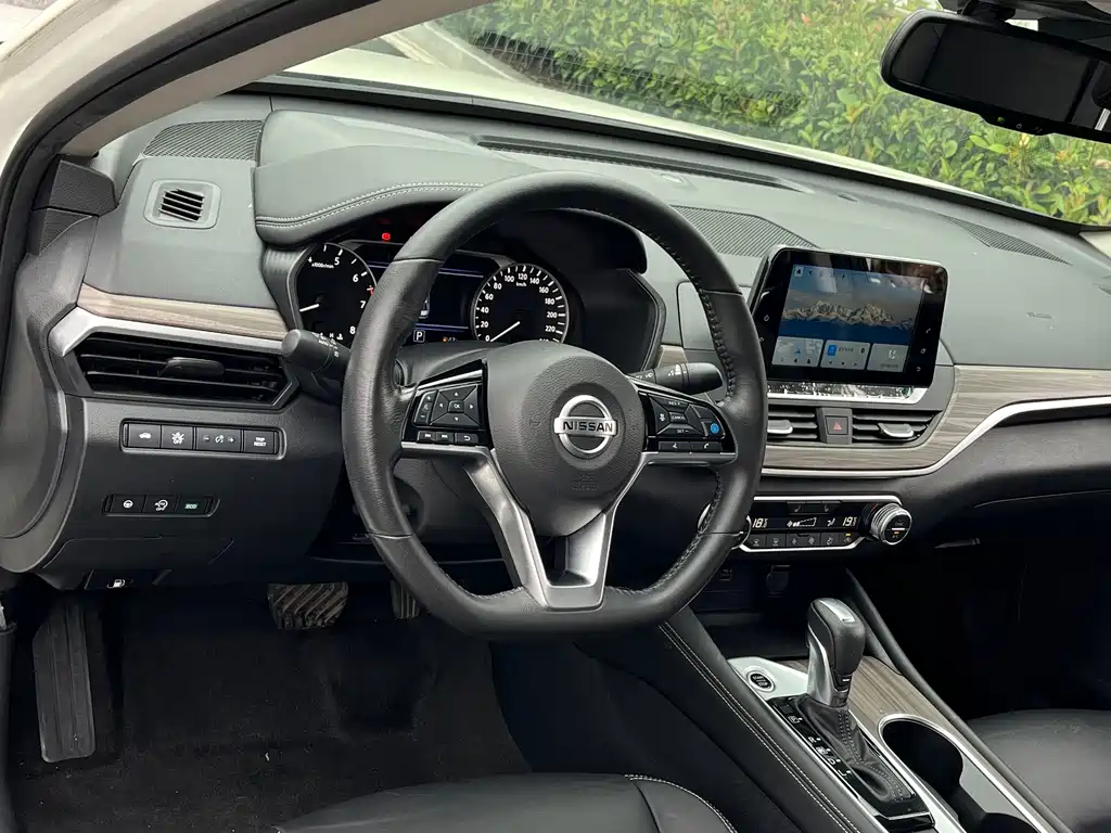 Nissan Teana — миниатюра 12
