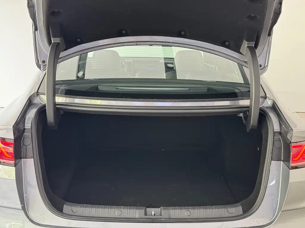 BYD Qin L — миниатюра 7