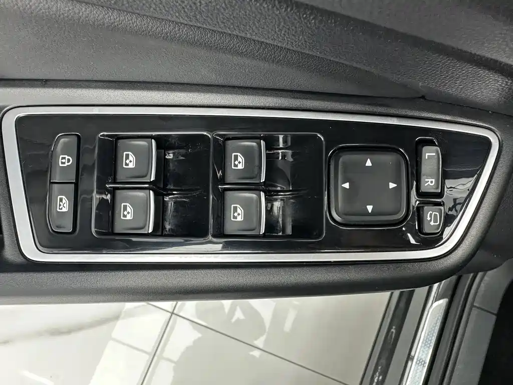 Jetta VS7 Black Edge Edition 1.4T Auto Glory Edition Pro, фото 12