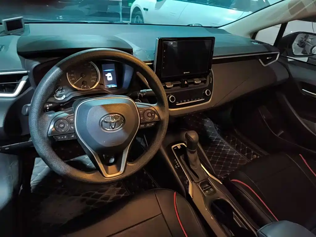 Toyota Corolla — миниатюра 5
