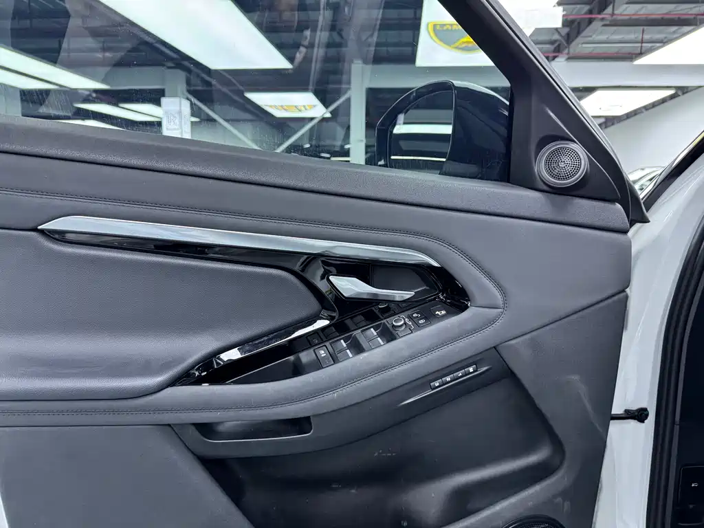 LAND ROVER RANGE ROVER AURORA