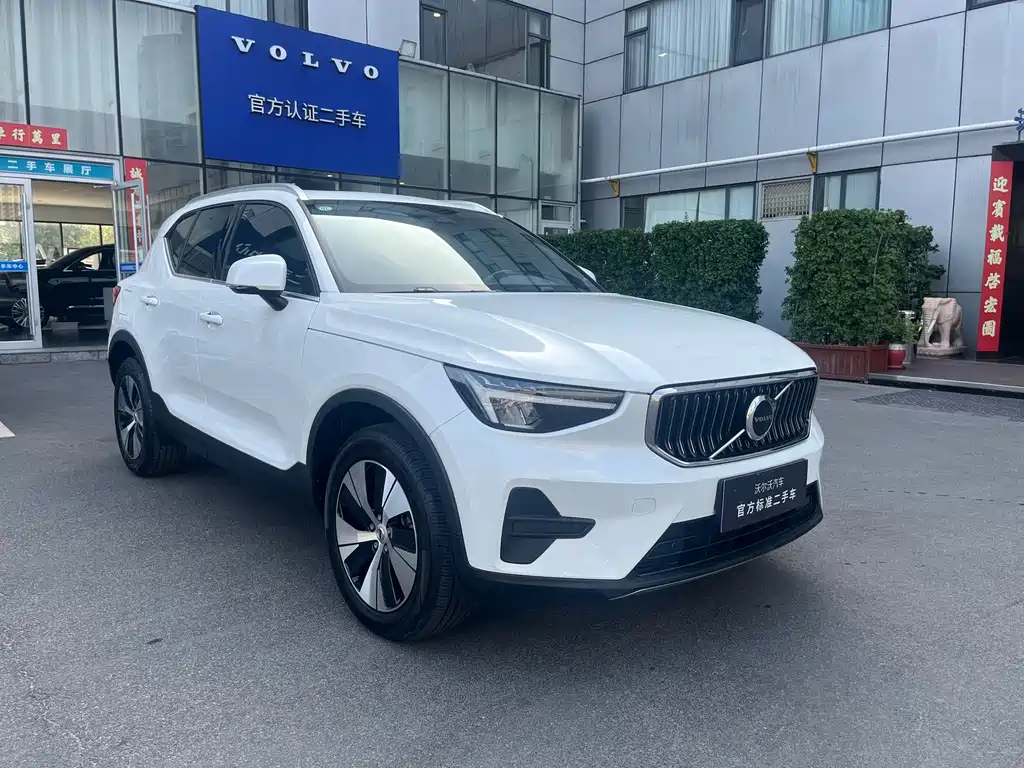 Volvo XC40 — миниатюра 2