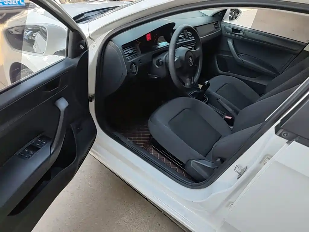 Volkswagen Santana — миниатюра 16
