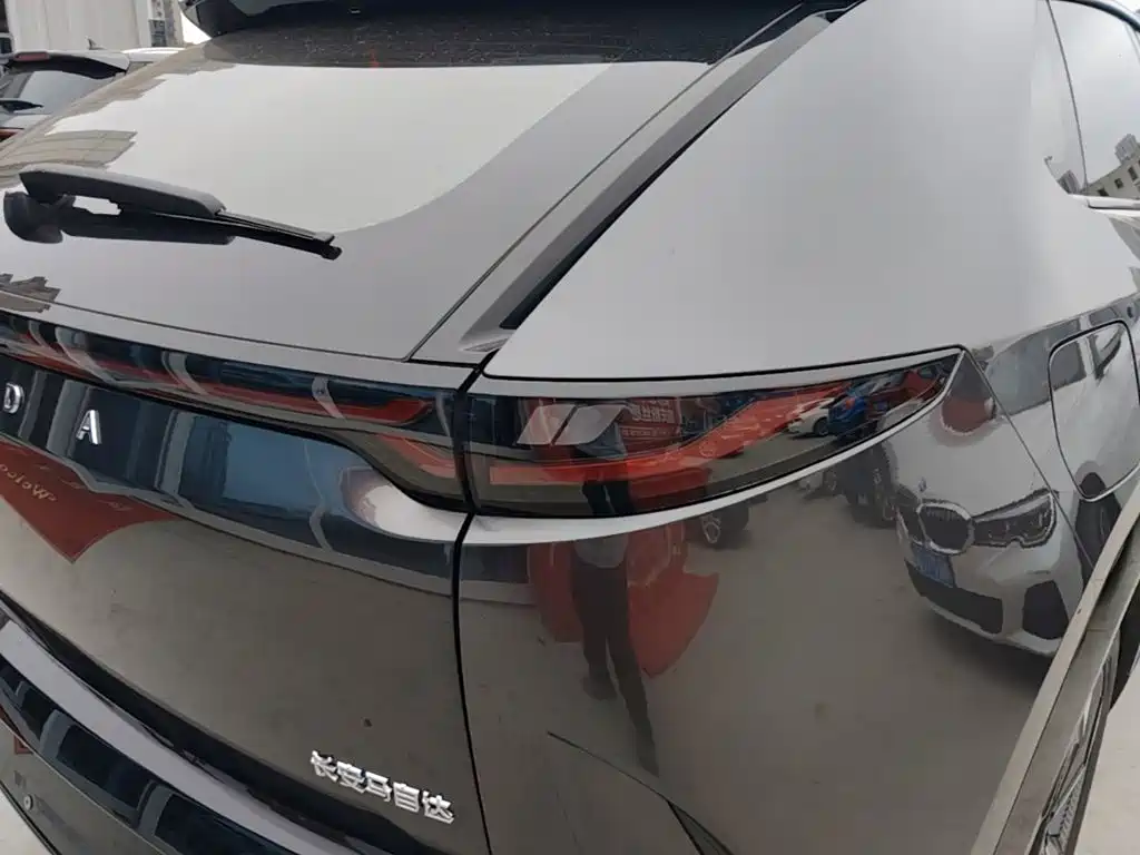 Mazda EZ-60 — миниатюра 8