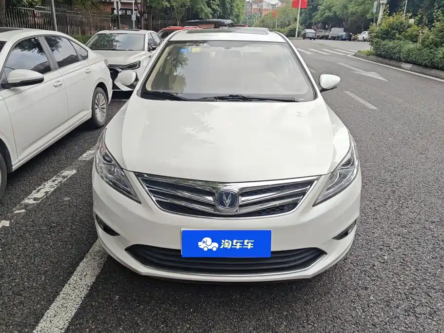 Changan Eado — миниатюра 2