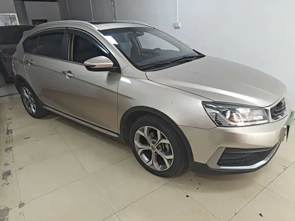 Geely Vision S1 — миниатюра 4