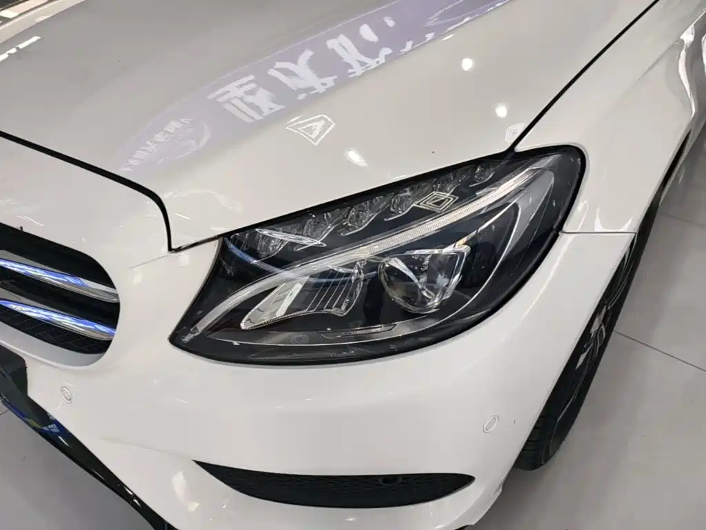 Mercedes-Benz C-Class — миниатюра 24