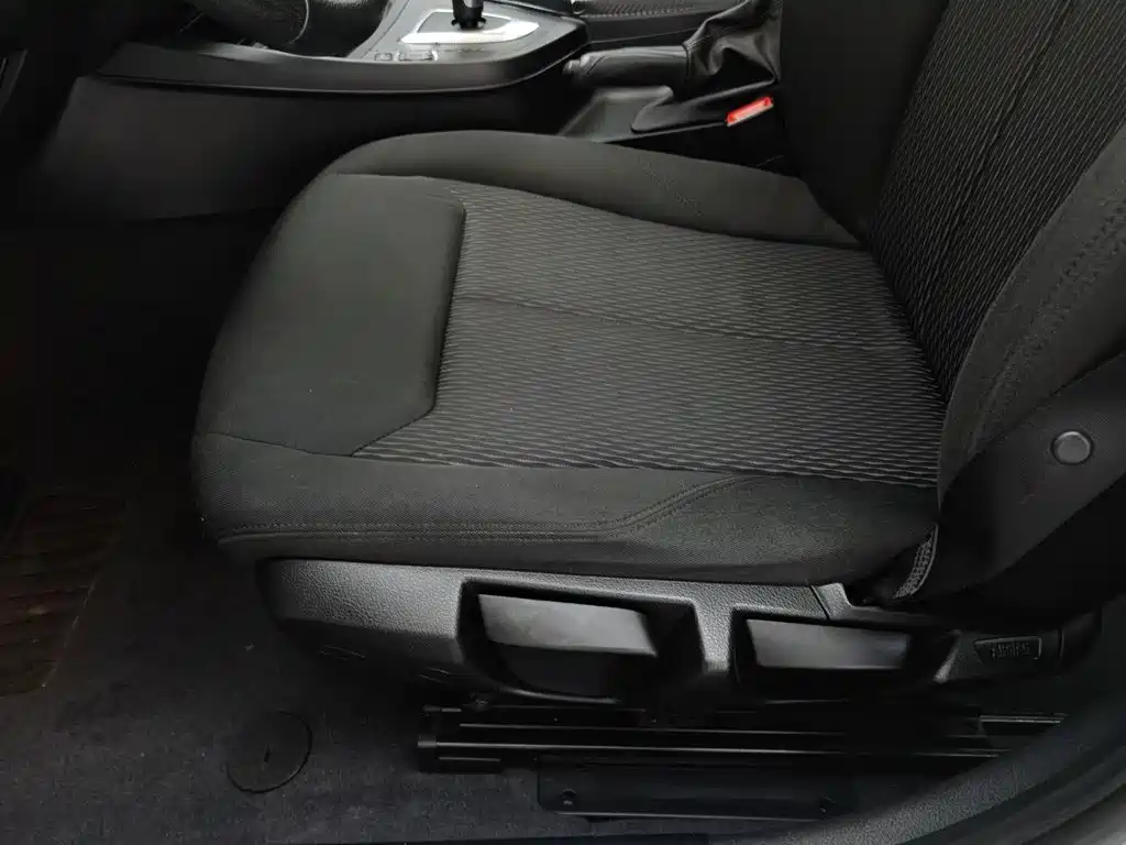 BMW 1 Series (Import) — миниатюра 20