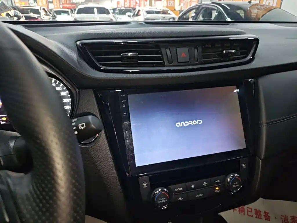 Nissan X-Trail — миниатюра 13