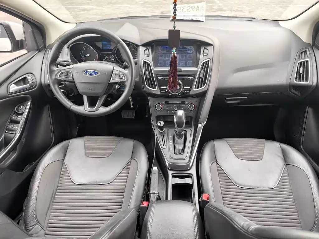 Ford Focus — миниатюра 16