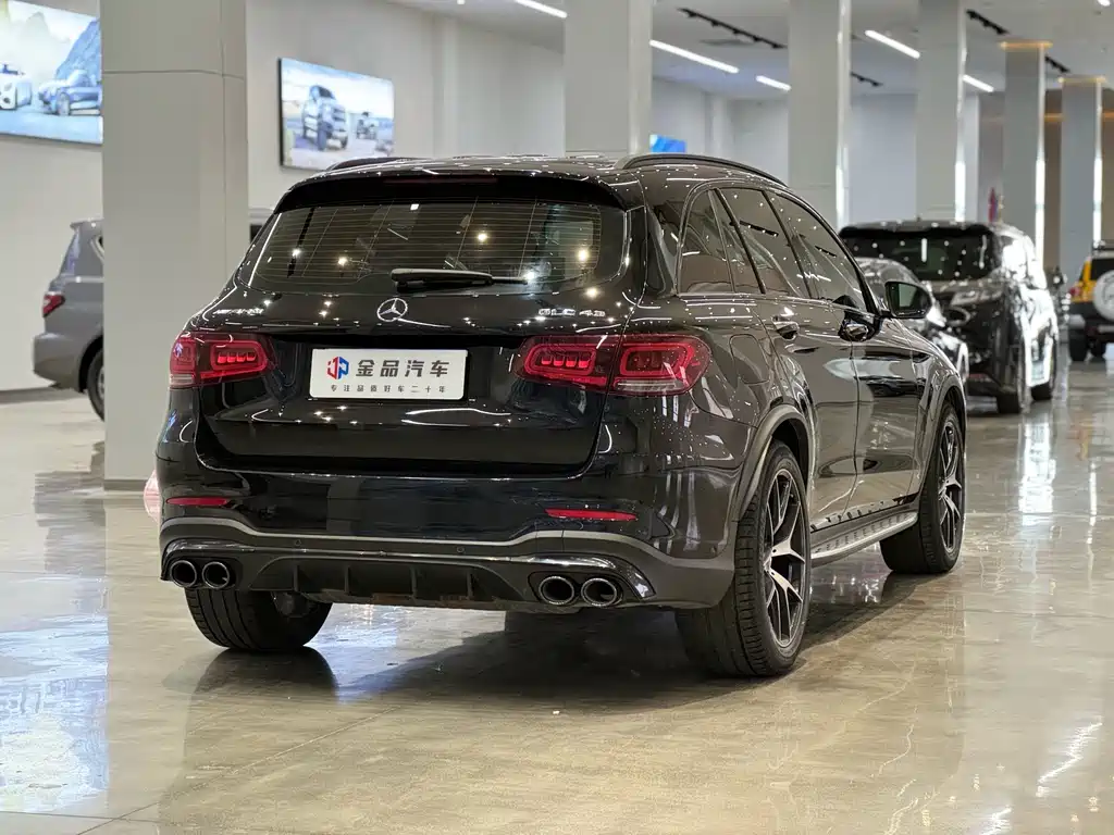 Mercedes-Benz GLC AMG — миниатюра 4