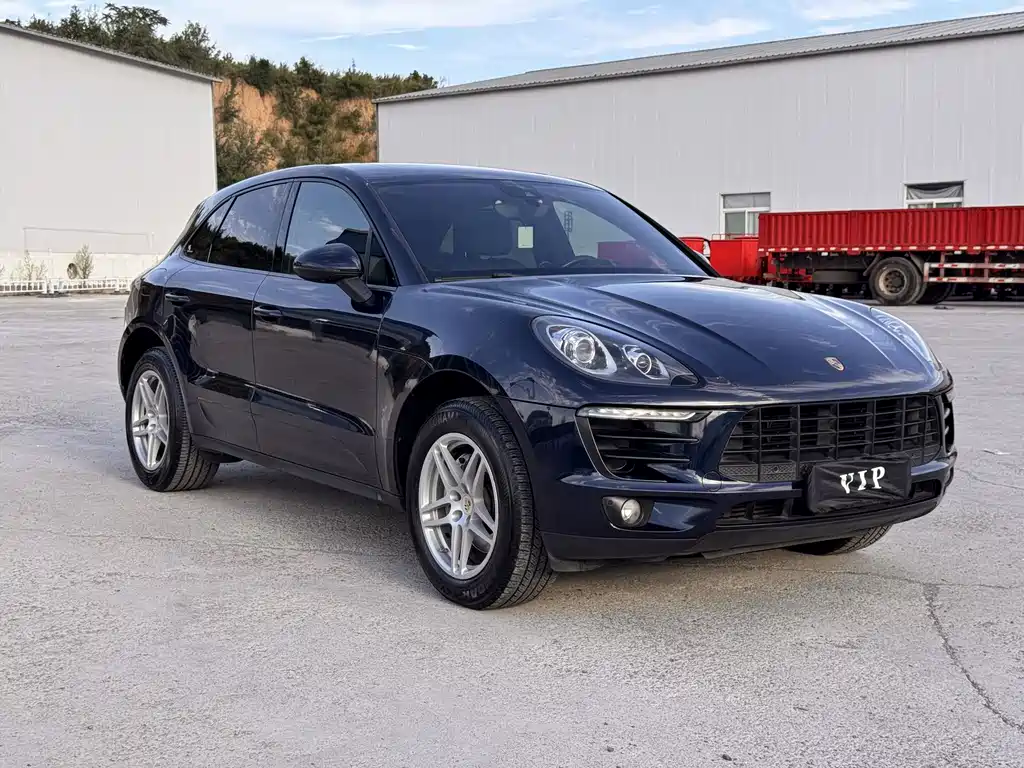 Porsche Macan — миниатюра 3