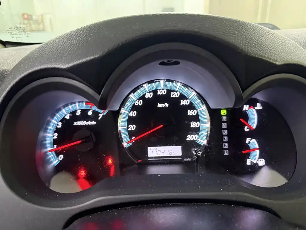 Toyota Fortuner — миниатюра 19