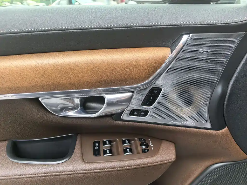 Volvo S90 2019 T5