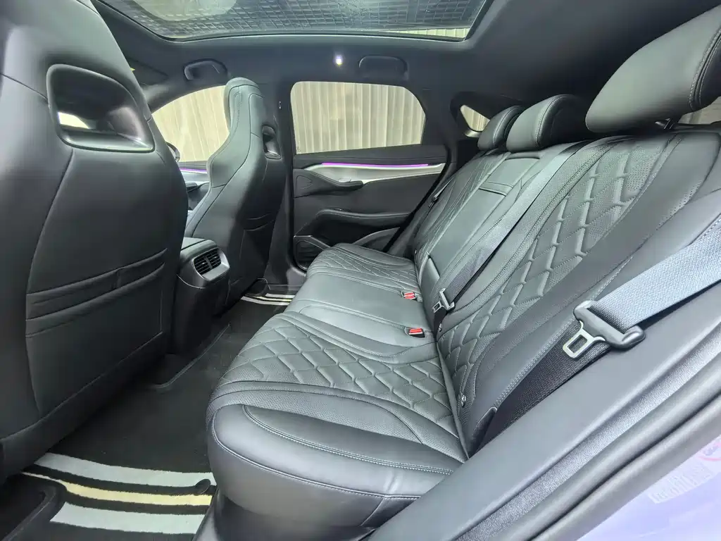 BYD Sealion 07 EV — миниатюра 10