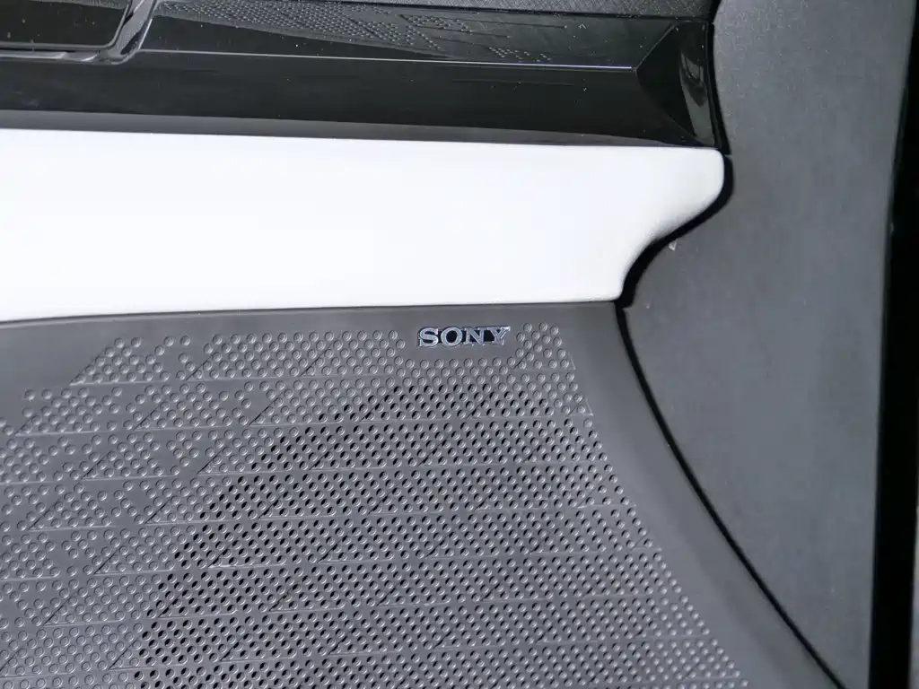 CHANGAN UNI V SMART IDD